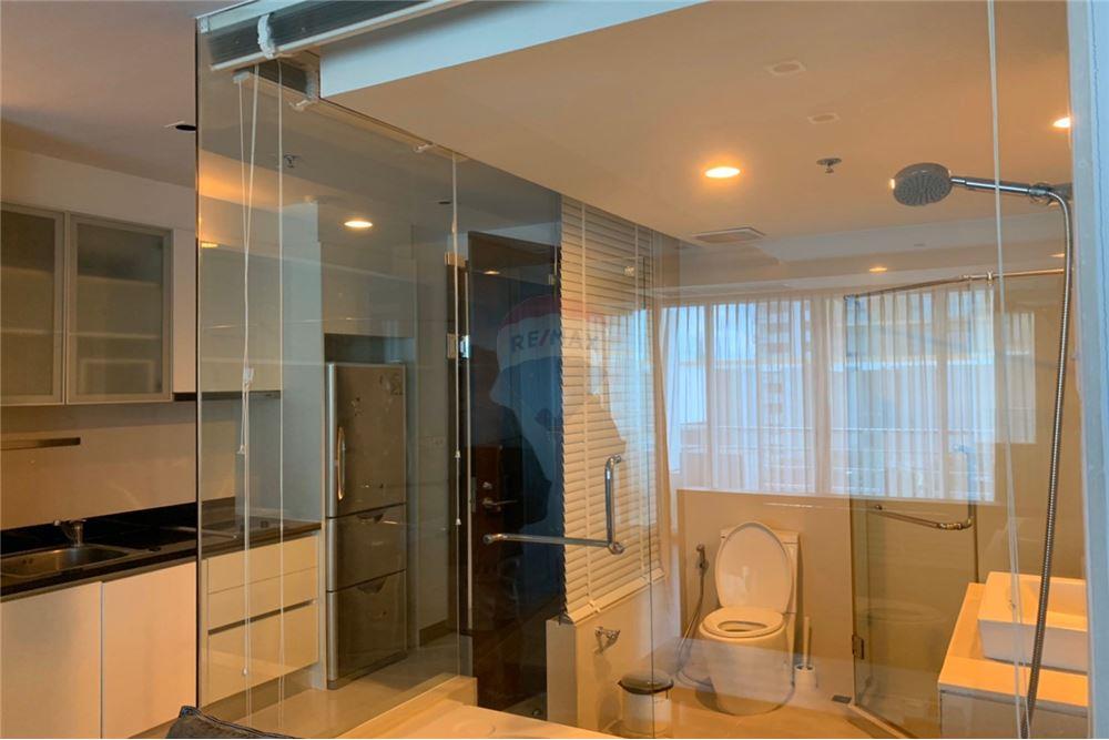 The Rajdamri Condo for rent